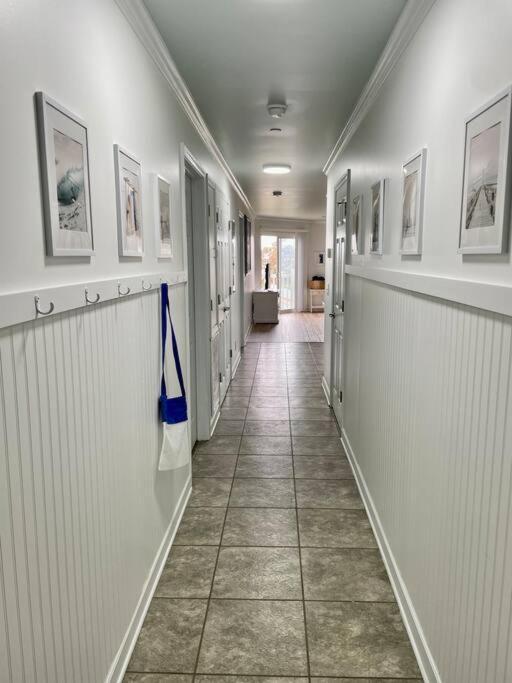 3 Bedroom Condo, Ocean Views & Short Walk To Beach! Oak Island Exterior photo